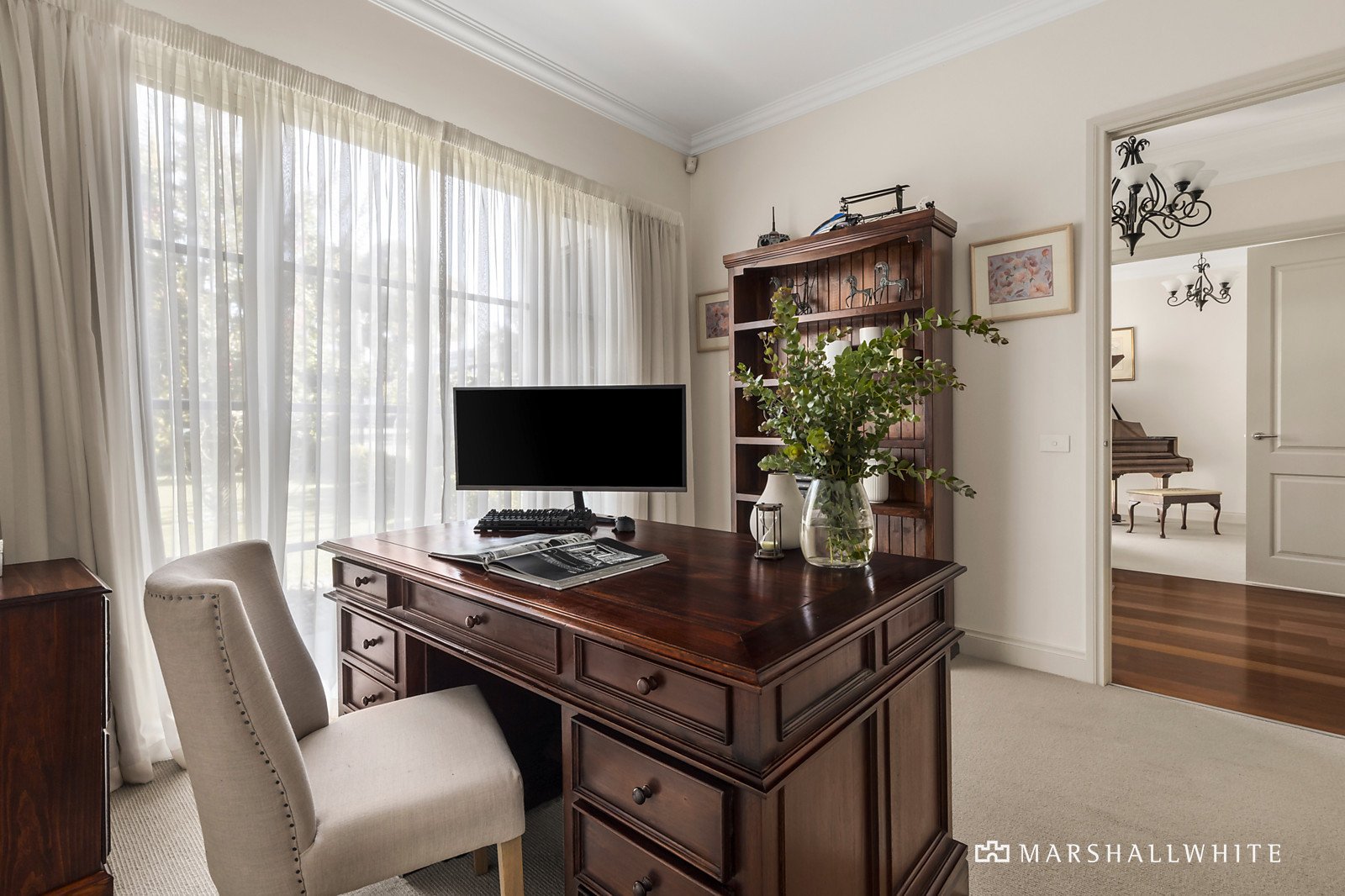 4 Perry Court, Kew, VIC