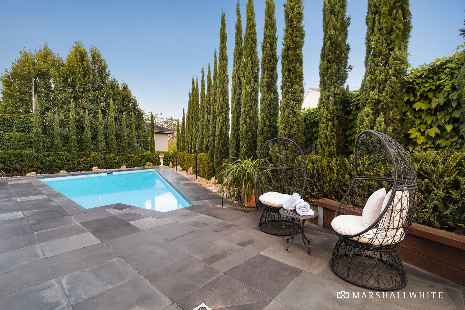 4 Perry Court, Kew, VIC