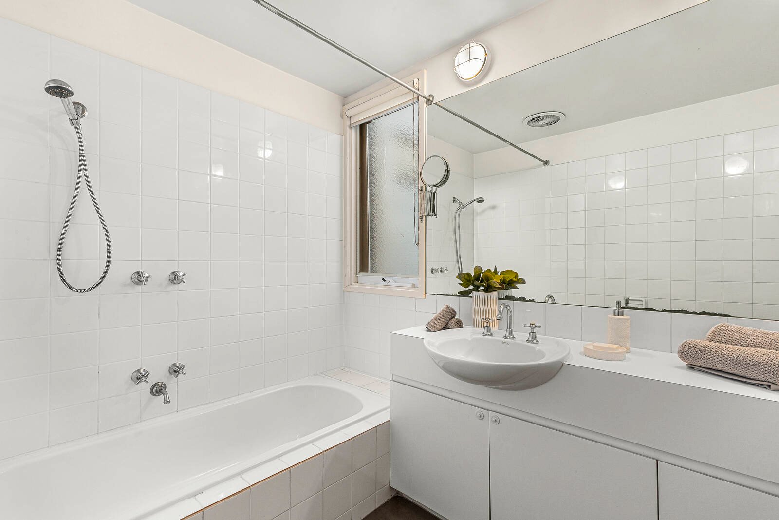 Real Estate and Property in 4 Peter Street, South Yarra, VIC