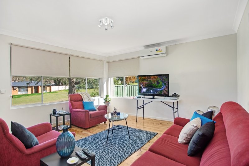 4 Petrie Close THORNTON 2