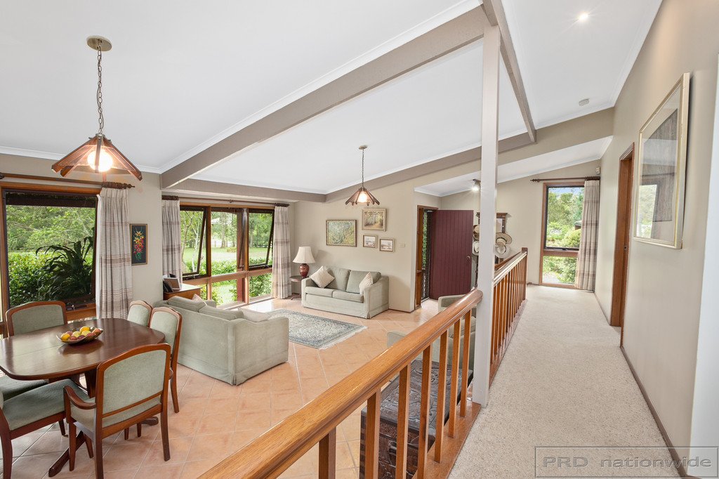 4 Phoenix Road BLACK HILL 5