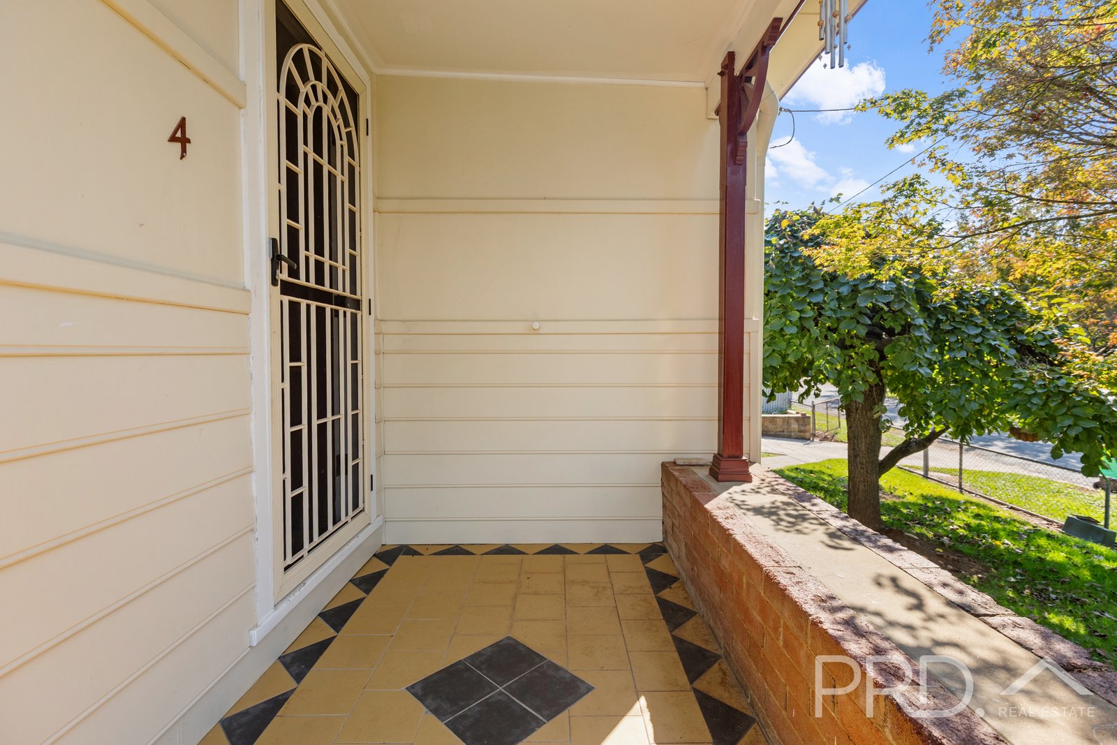 4 Pioneer Street BATLOW 3