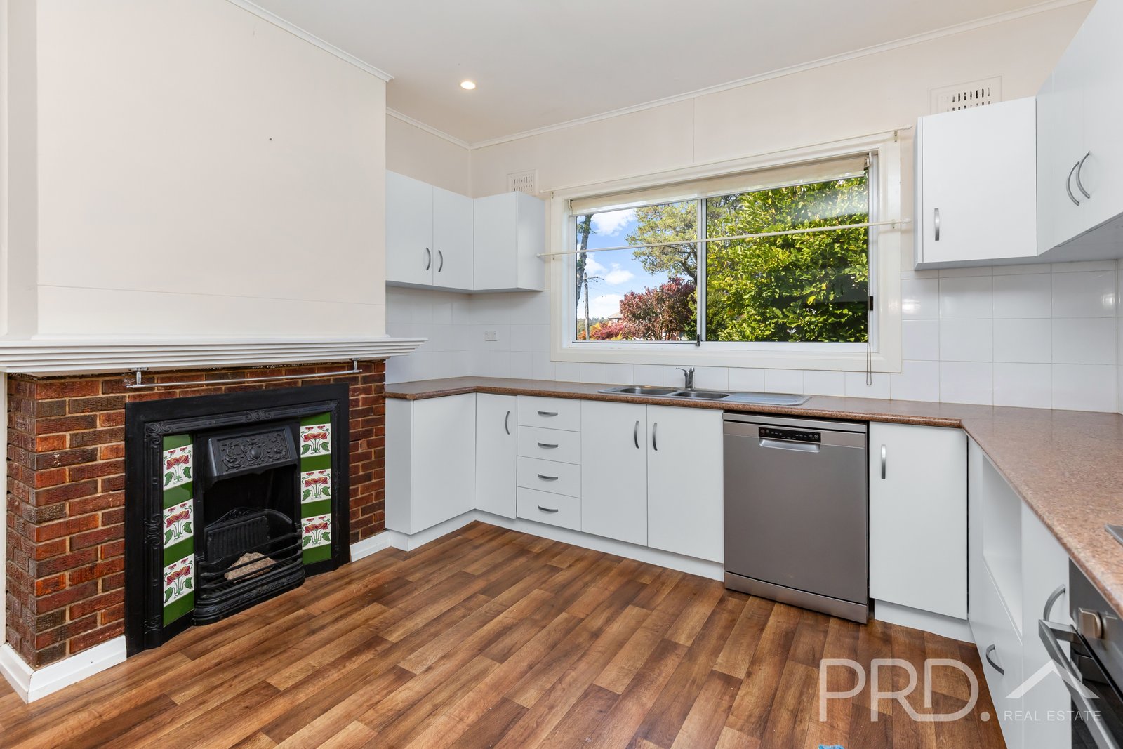 4 Pioneer Street BATLOW 4