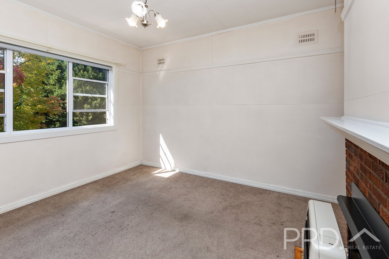 4 Pioneer Street BATLOW 6