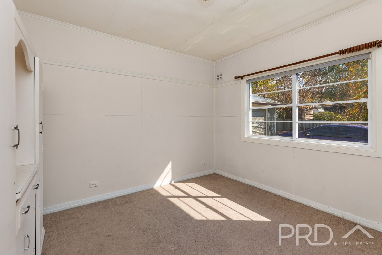 4 Pioneer Street BATLOW 10