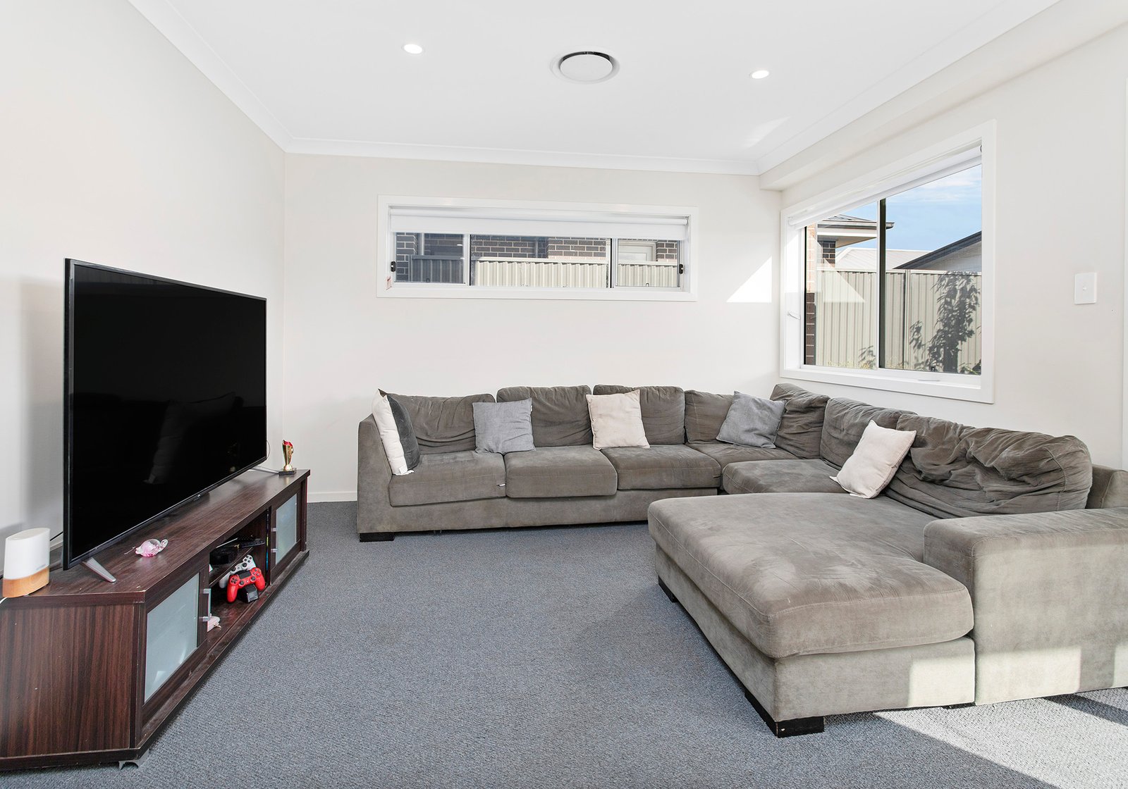 4 Pony Drive CALDERWOOD 5