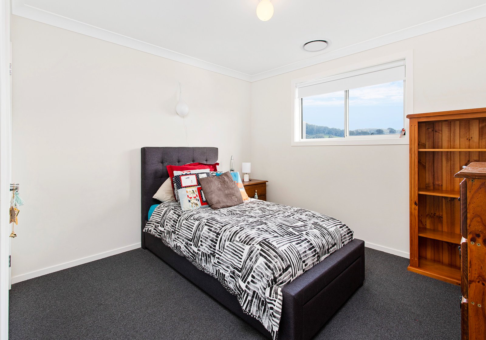 4 Pony Drive CALDERWOOD 7