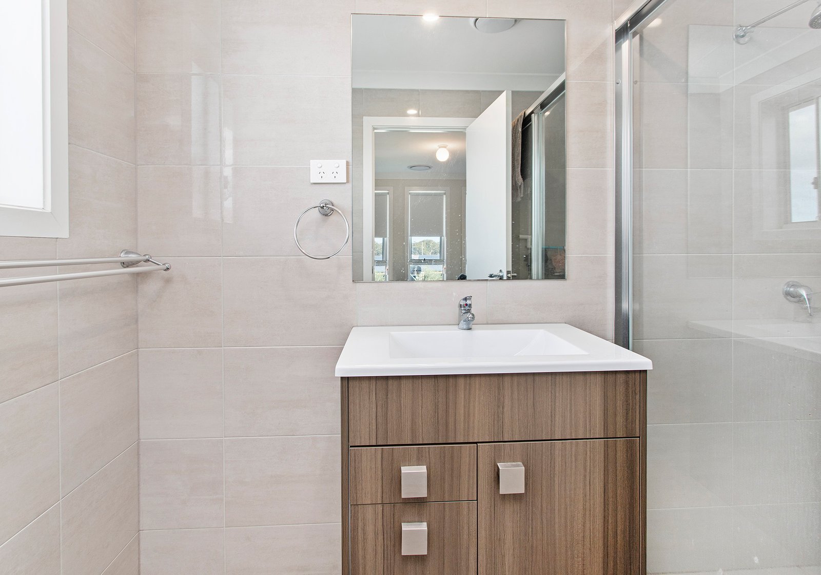 4 Pony Drive CALDERWOOD 10