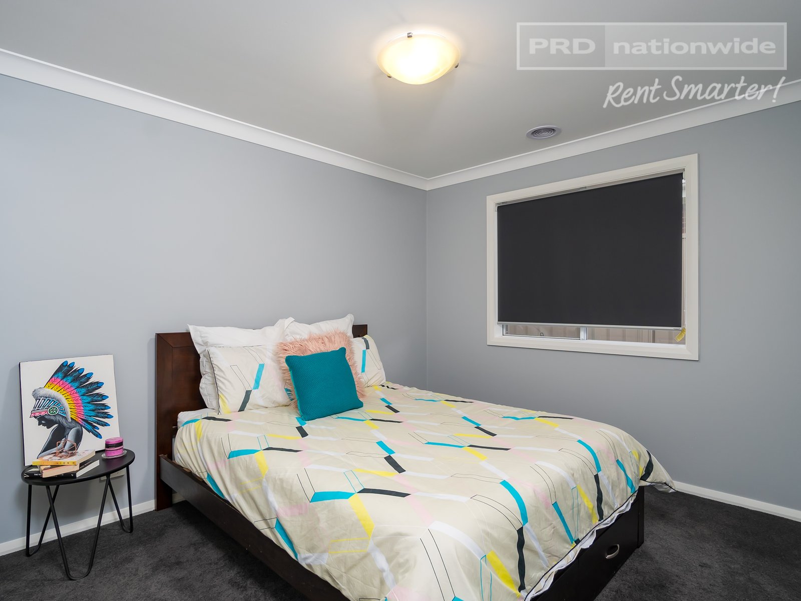 4 Pooginook Place BOURKELANDS 8