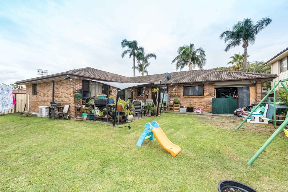 4 Portside Crescent CORLETTE 2