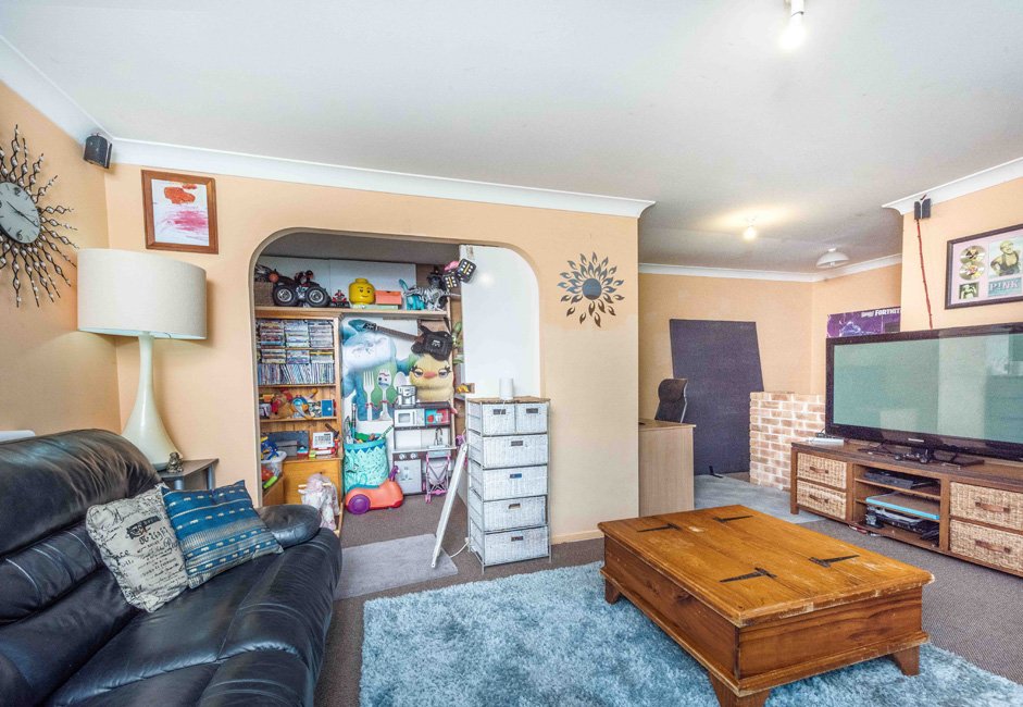 4 Portside Crescent CORLETTE 5