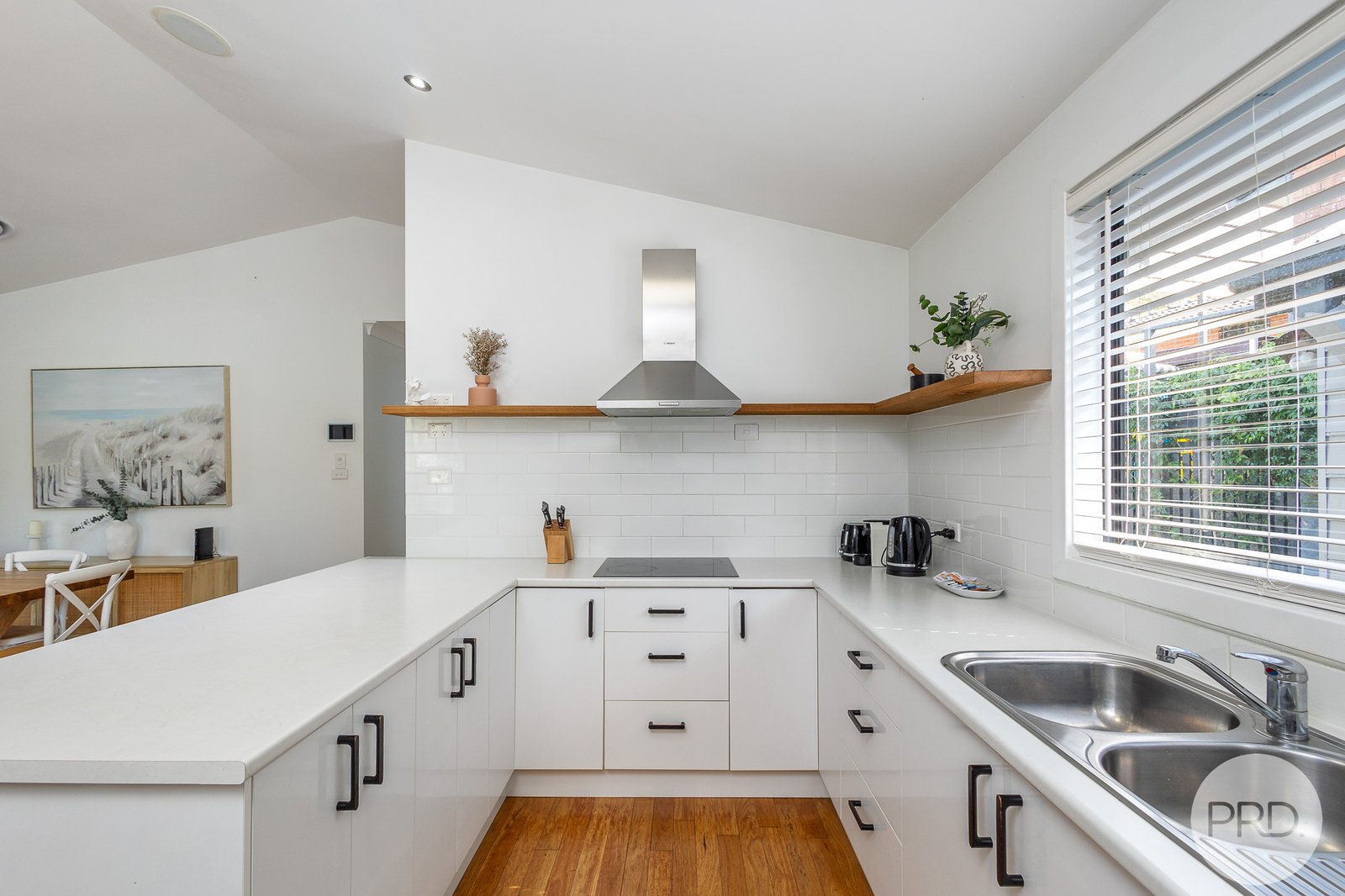 4 Purcell Avenue LEMON TREE PASSAGE 4