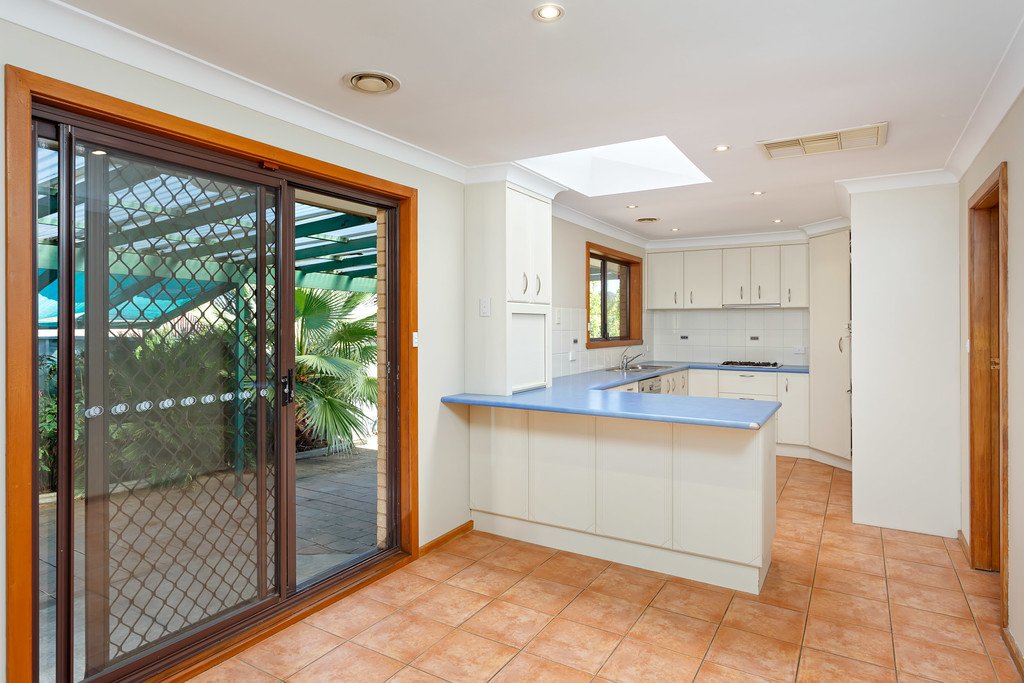 4 Quail Street MOUNT AUSTIN 3