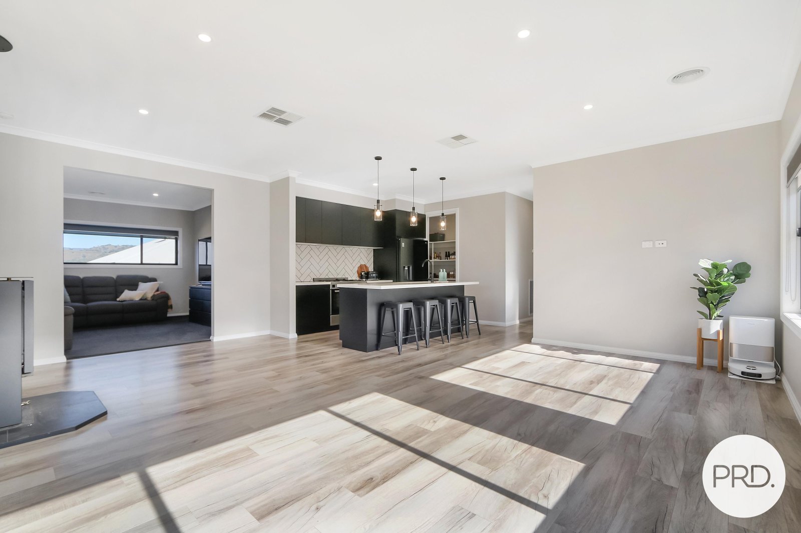 4 Queensberry Road LENEVA 6