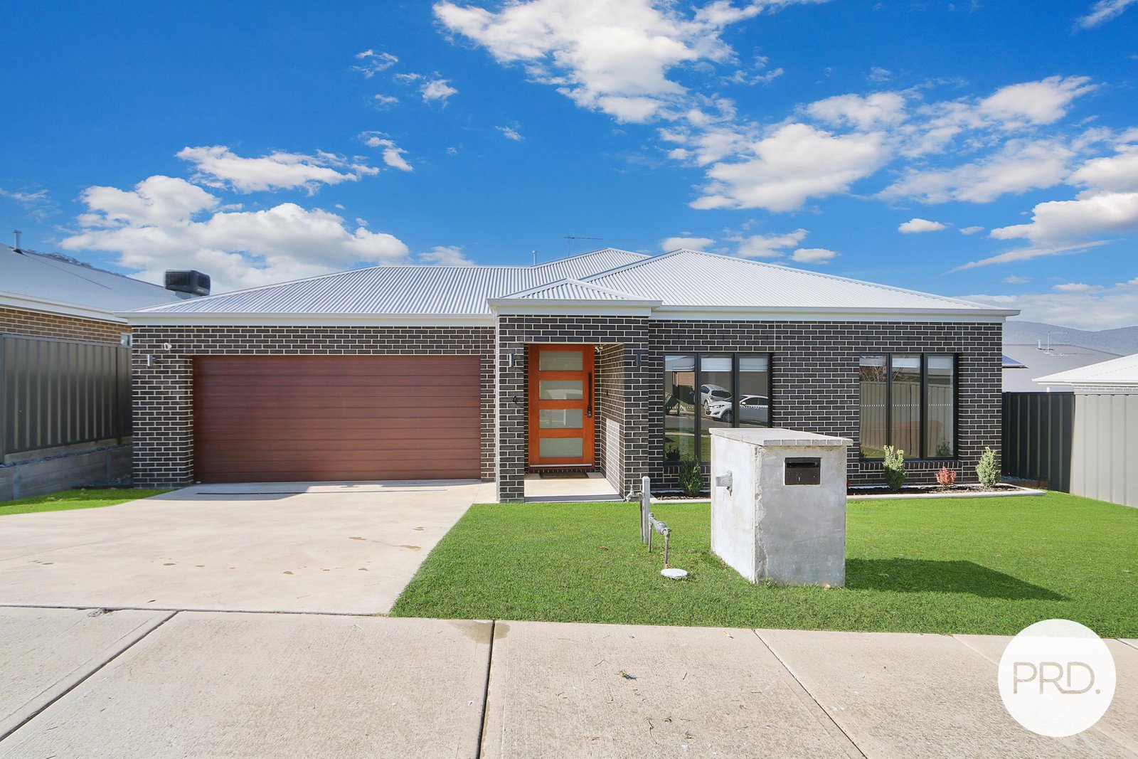 4 Queensberry Road LENEVA 20