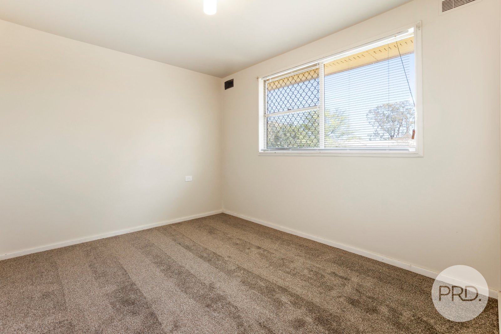 4 Quinn Street TAMWORTH 10