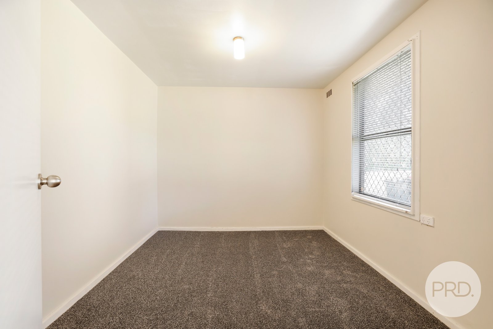 4 Quinn Street TAMWORTH 13