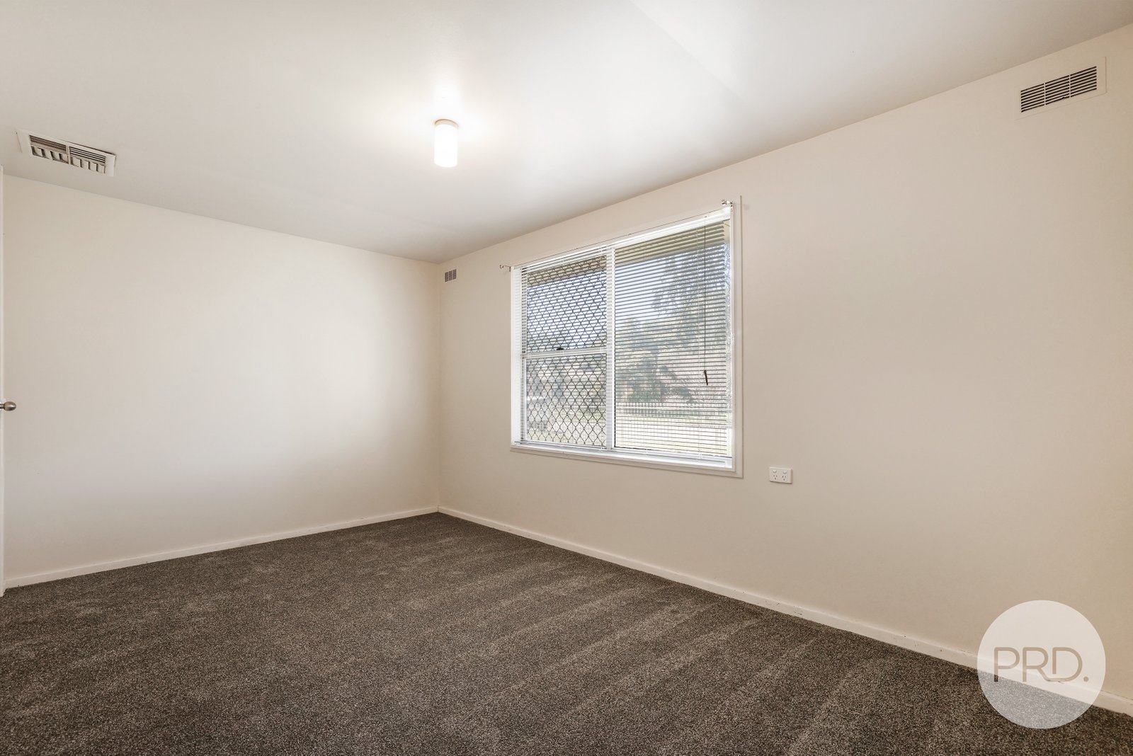 4 Quinn Street TAMWORTH 14