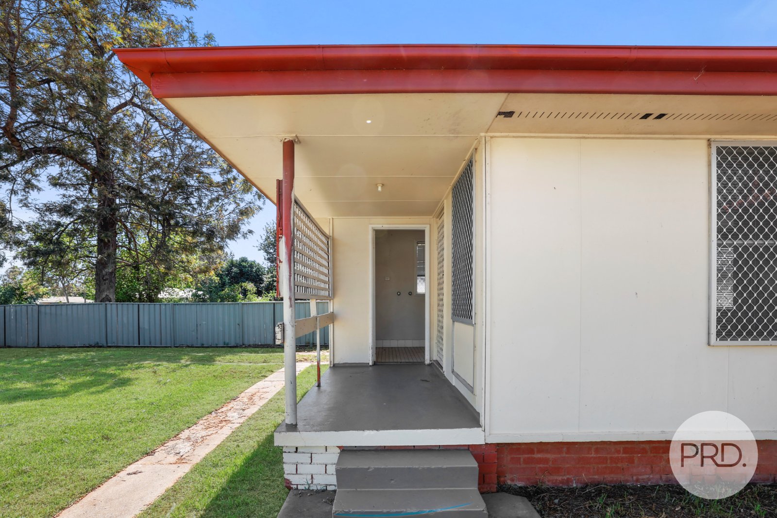 4 Quinn Street TAMWORTH 16