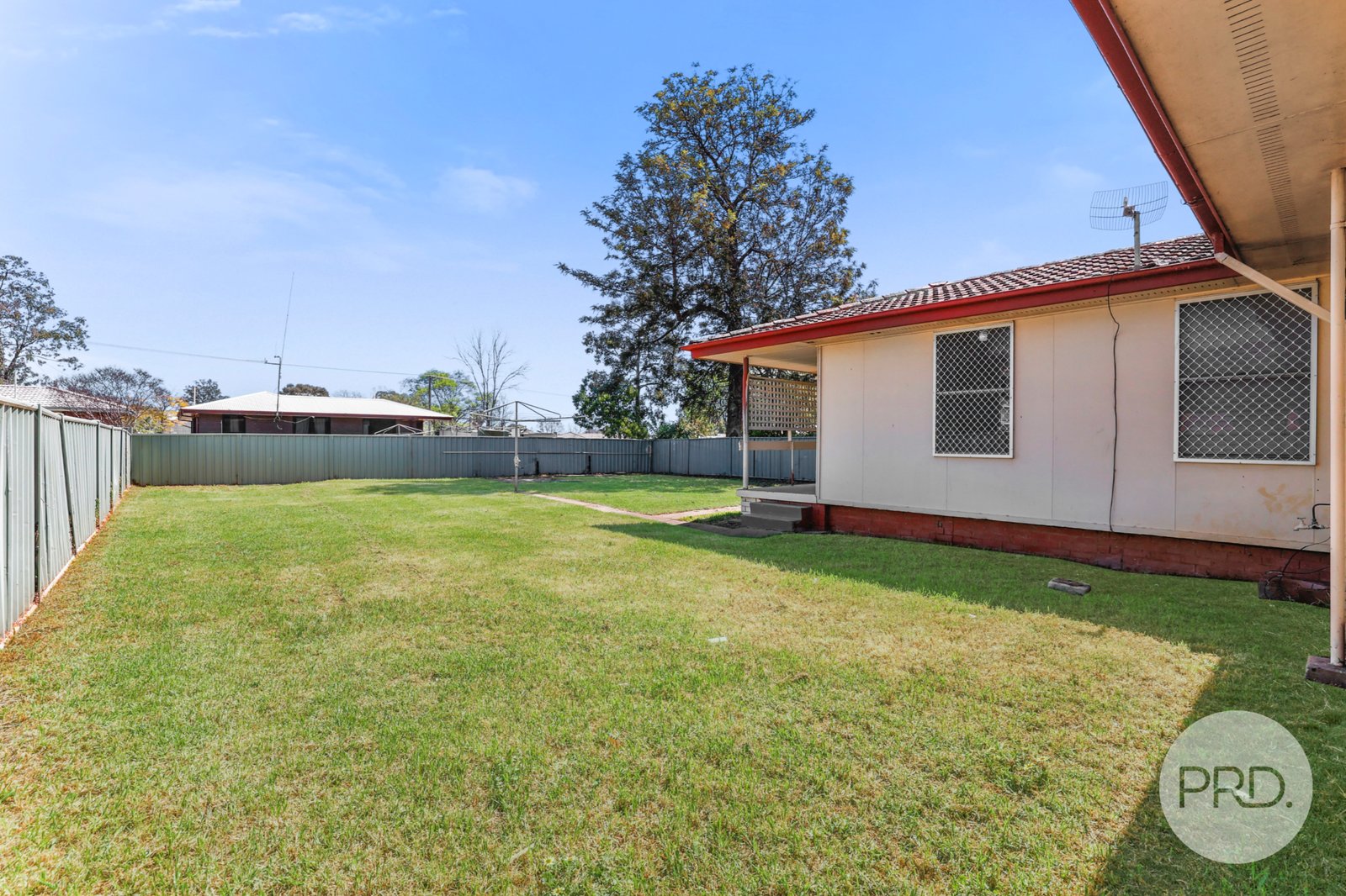 4 Quinn Street TAMWORTH 17