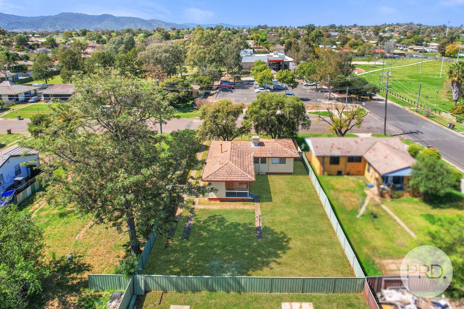 4 Quinn Street TAMWORTH 21