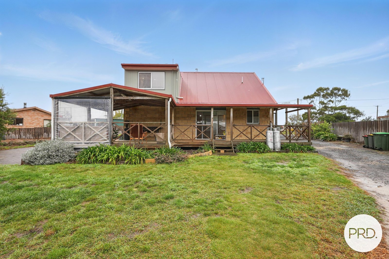 4 Rainbow Terrace OPOSSUM BAY 1
