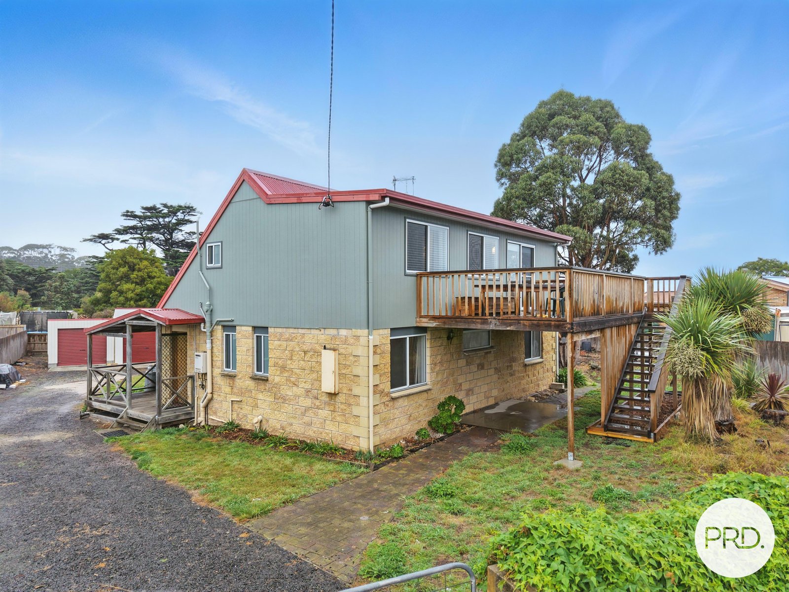4 Rainbow Terrace OPOSSUM BAY 11
