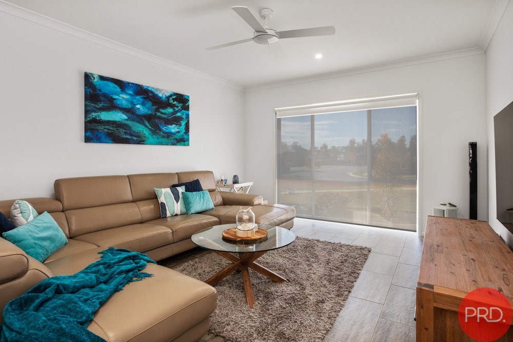 4 Rampling Avenue NORTH ROTHBURY 17