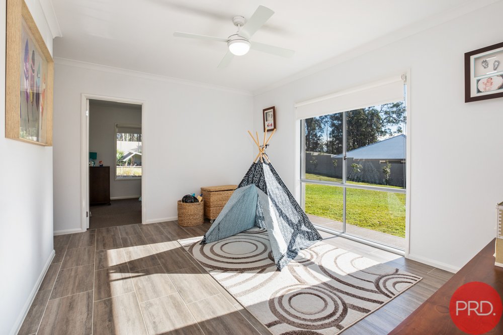 4 Rampling Avenue NORTH ROTHBURY 26