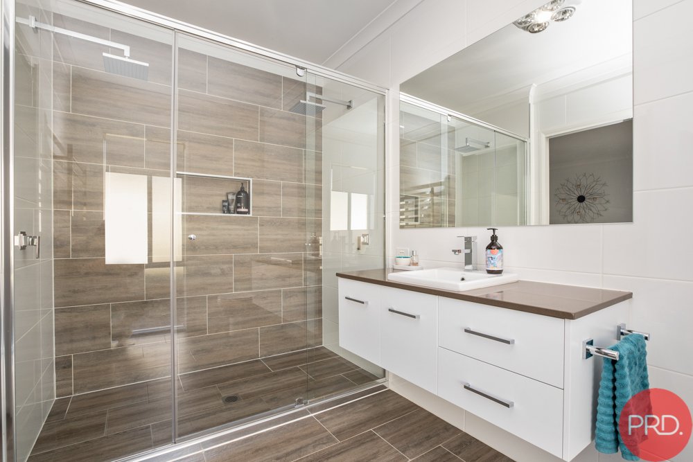 4 Rampling Avenue NORTH ROTHBURY 28