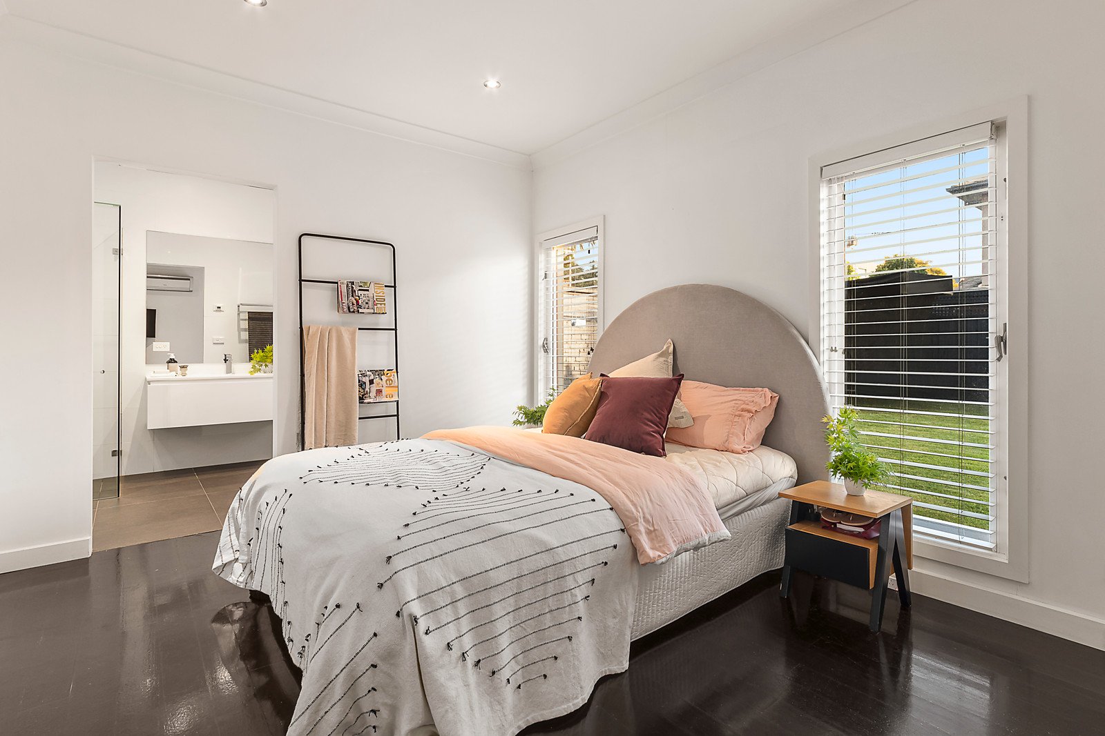 4 Raymond Court, Brighton East, VIC