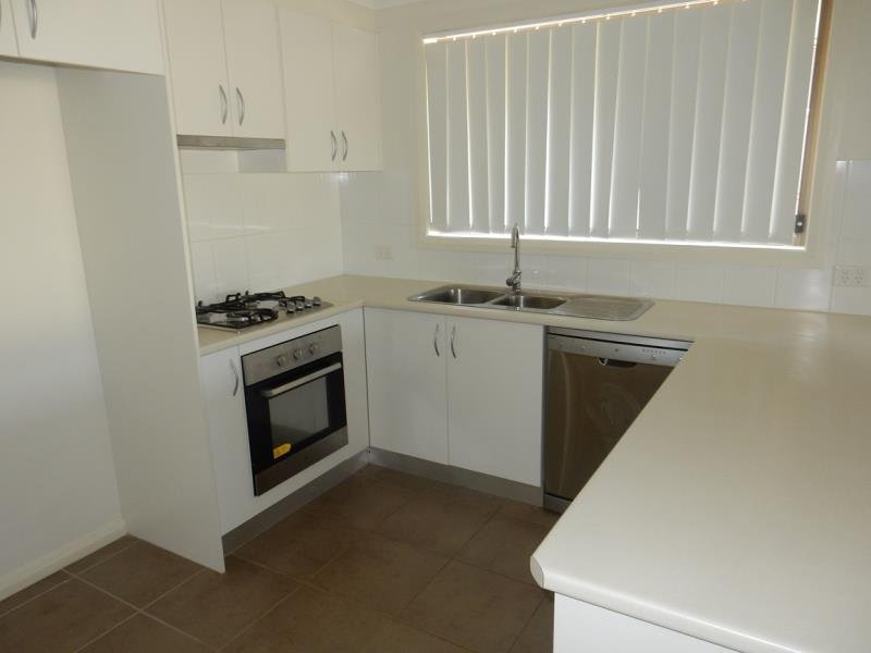 4 Red Cedar Cove TAMWORTH 3