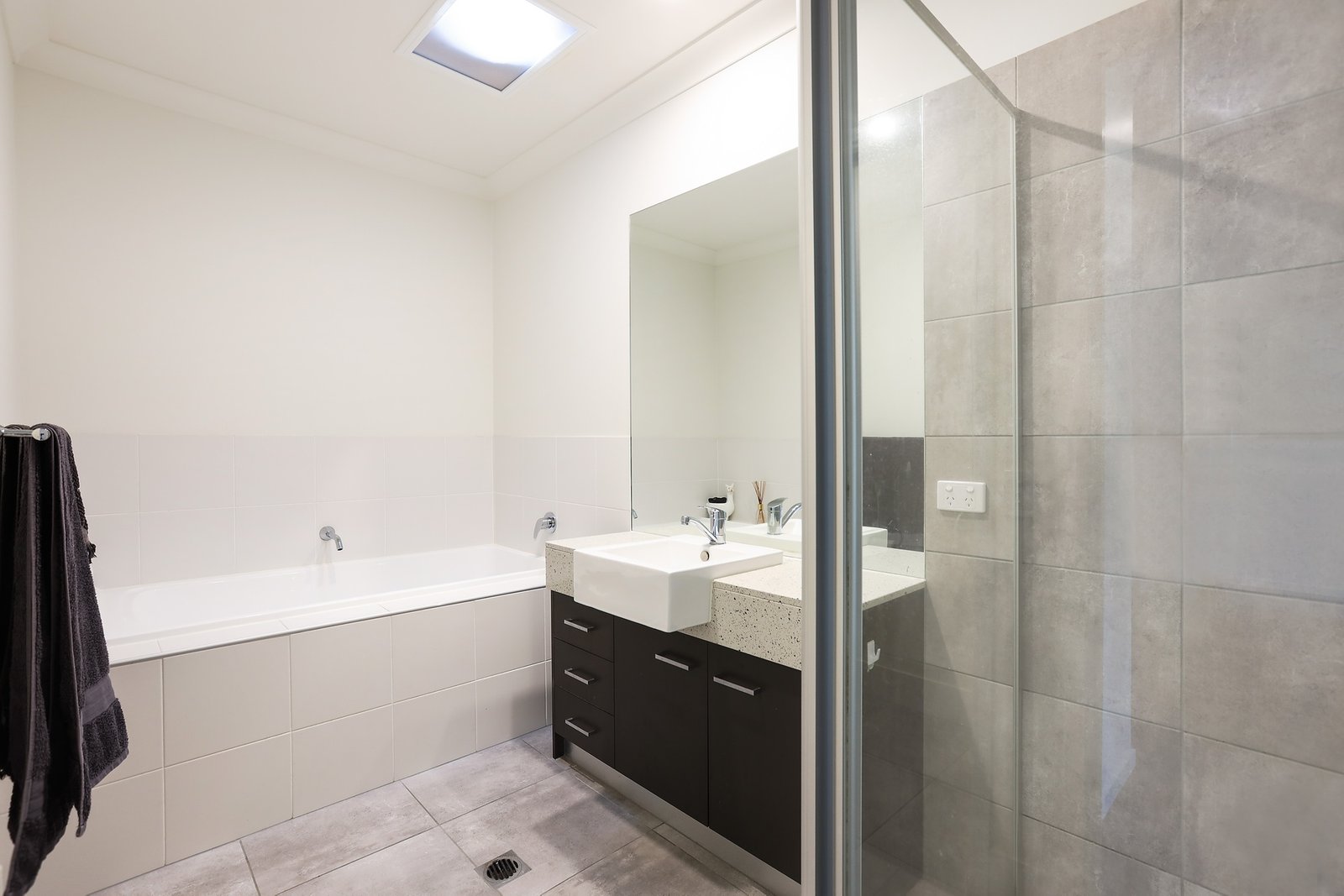 4 Red Gum Terrace COOMERA 11