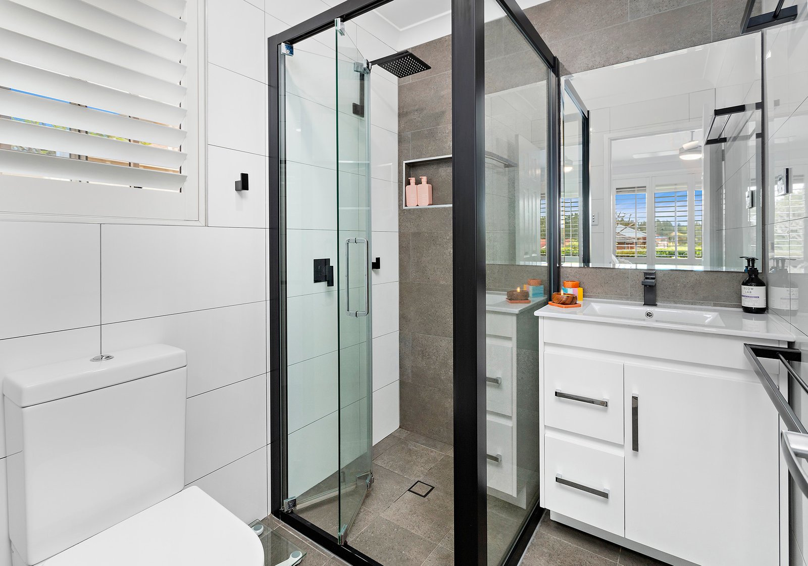 4 Reed Park Place HORSLEY 8