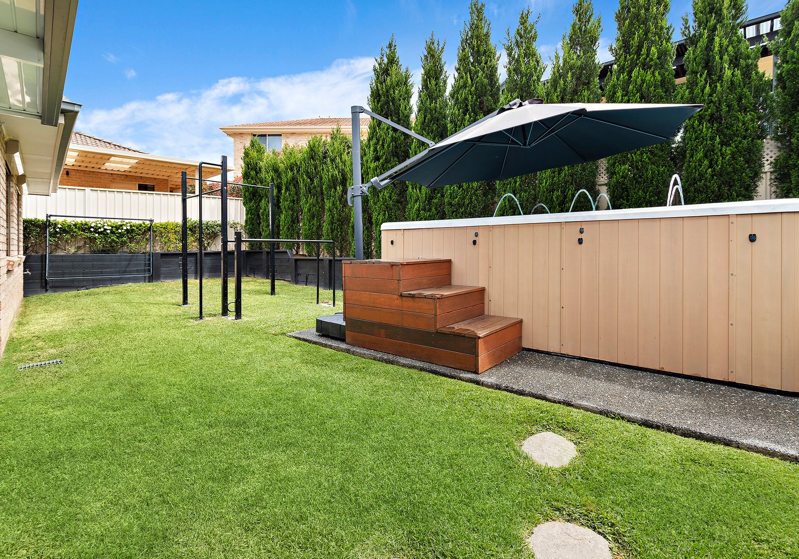 4 Reed Park Place HORSLEY 15