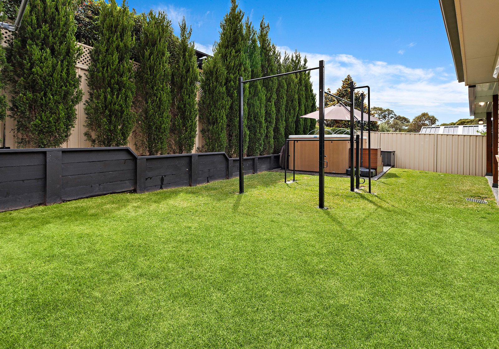4 Reed Park Place HORSLEY 16