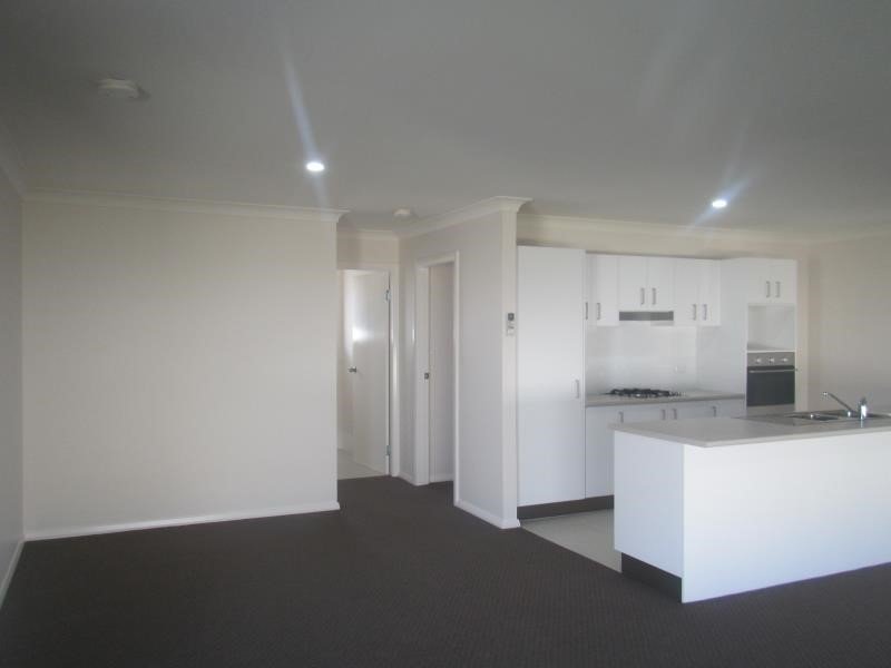 4 Reginald Drive KOOTINGAL 3