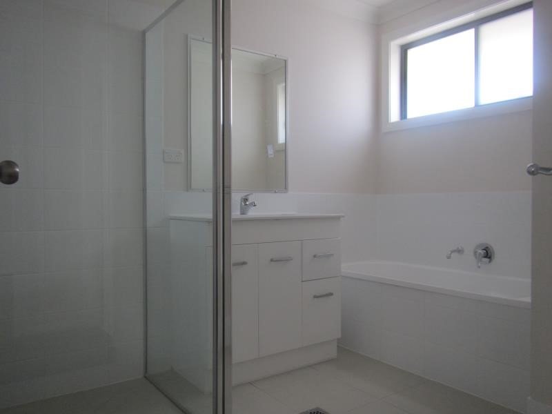 4 Reginald Drive KOOTINGAL 6