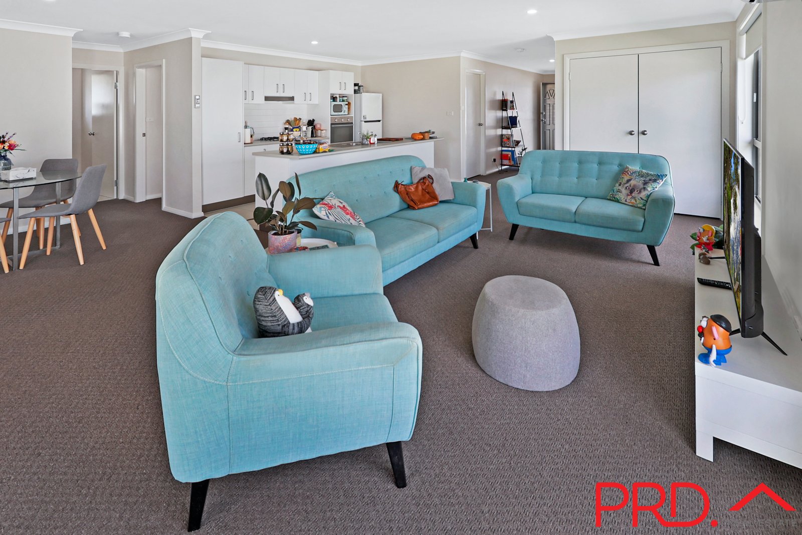 4 Reginald Drive KOOTINGAL 5