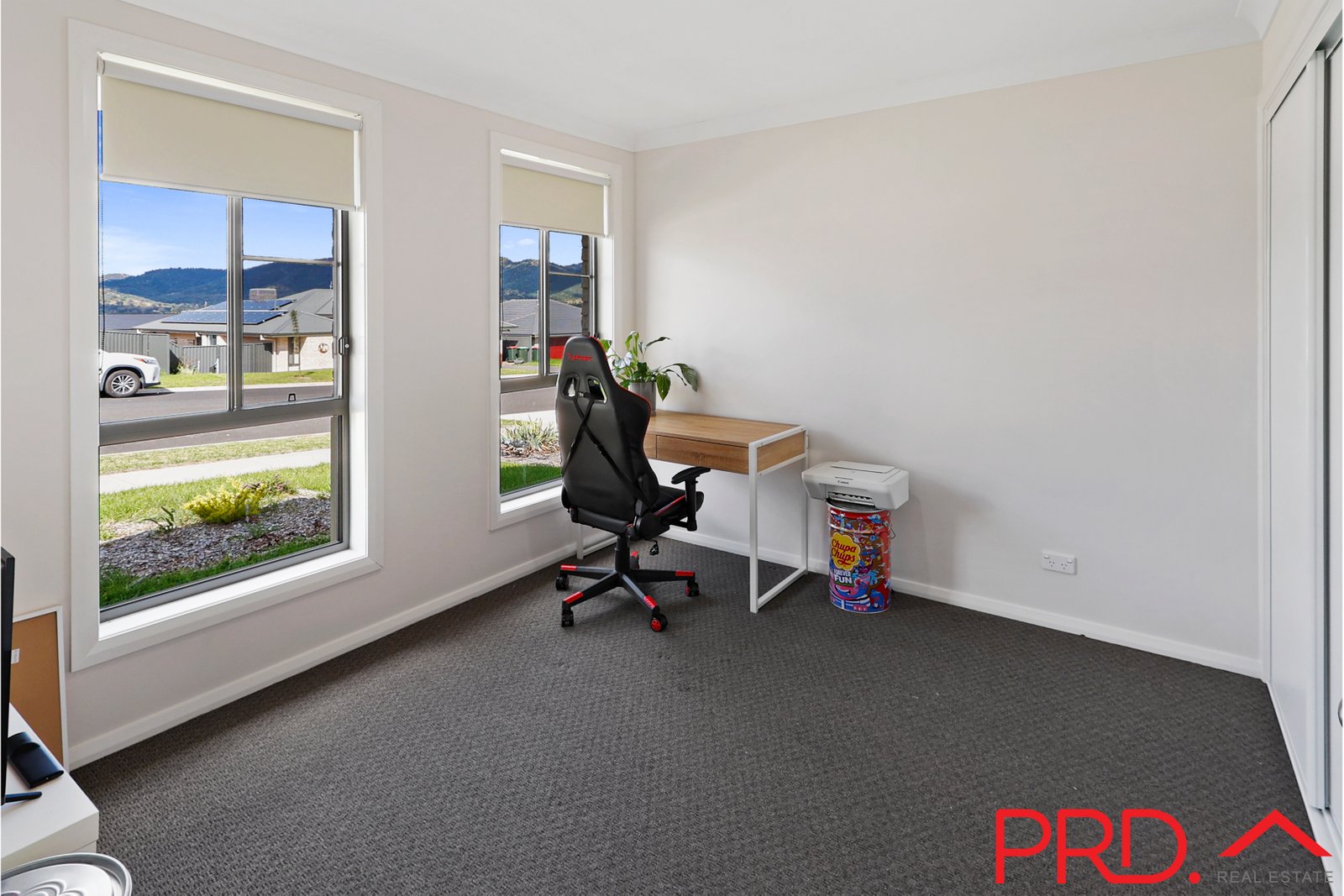 4 Reginald Drive KOOTINGAL 11