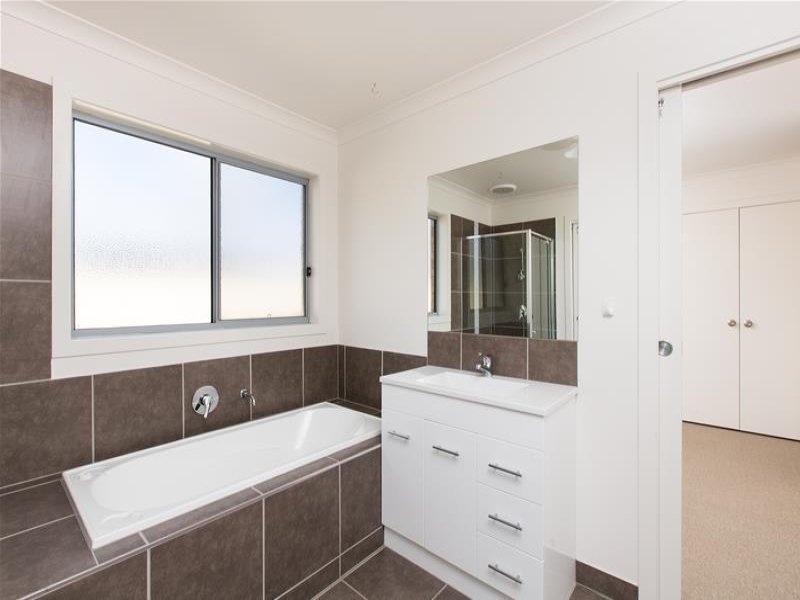 4 Reisling Court MILDURA 5