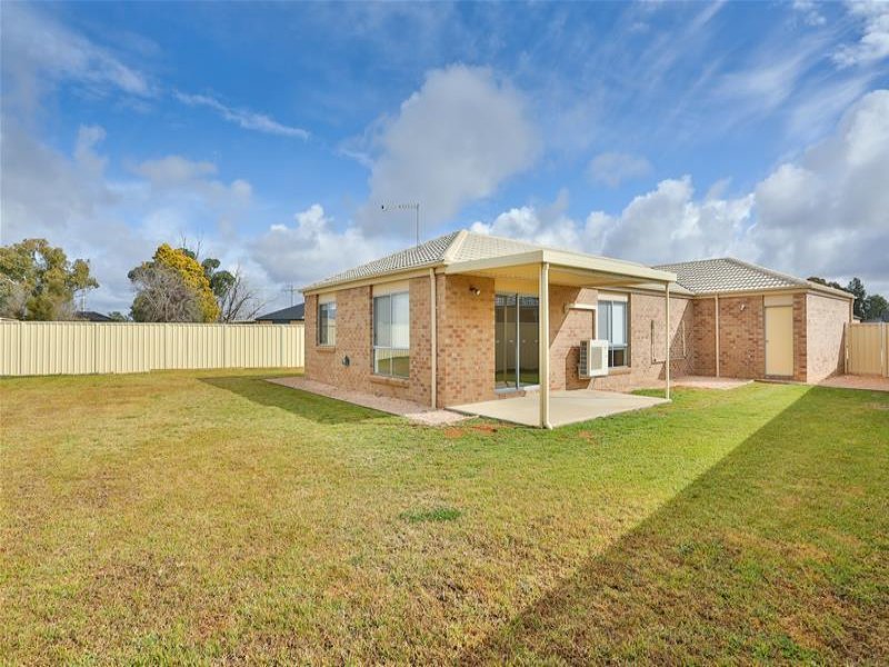 4 Reisling Court MILDURA 6