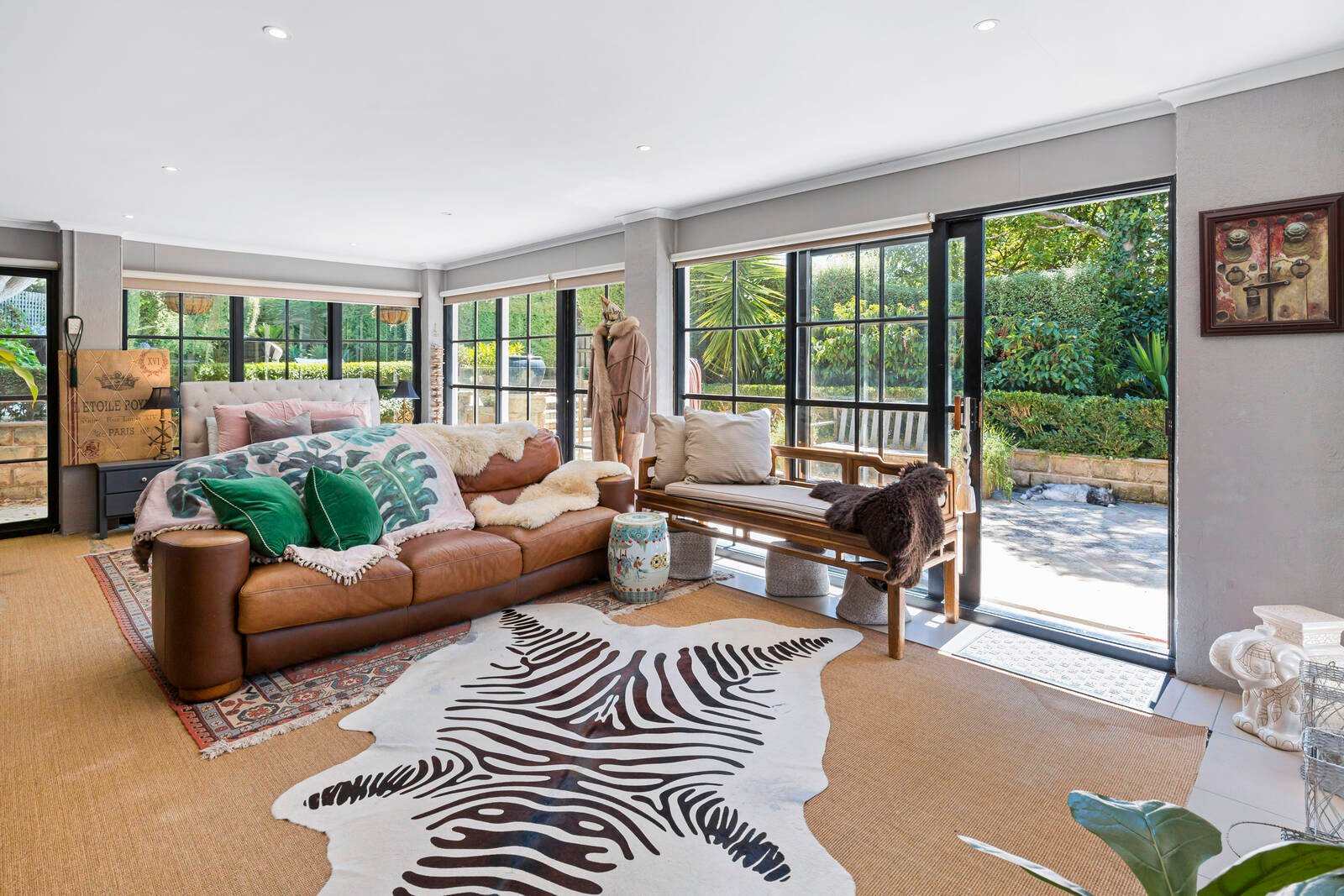 Real Estate and Property in 4 Richard Court, Mount Eliza, VIC