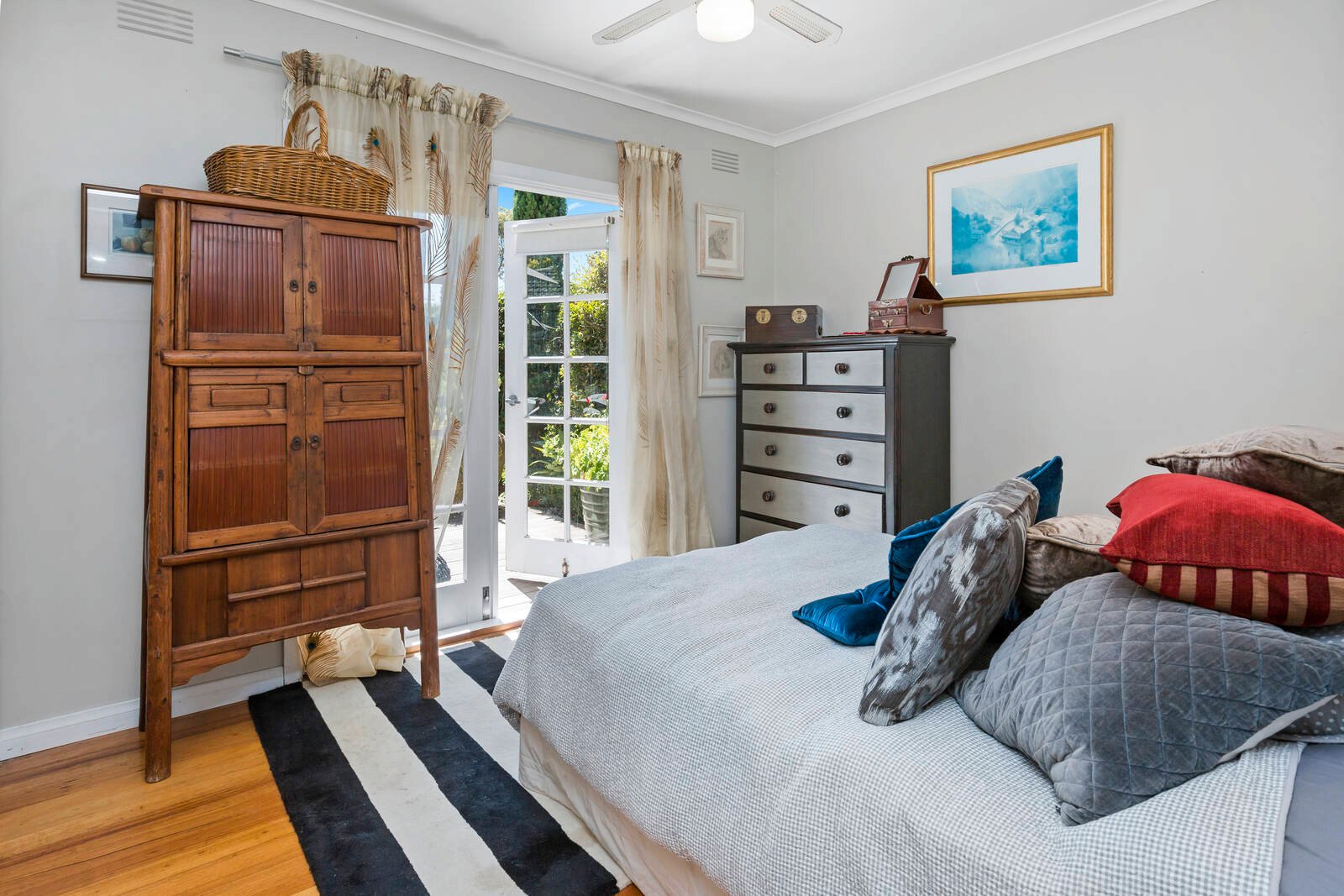 Real Estate and Property in 4 Richard Court, Mount Eliza, VIC