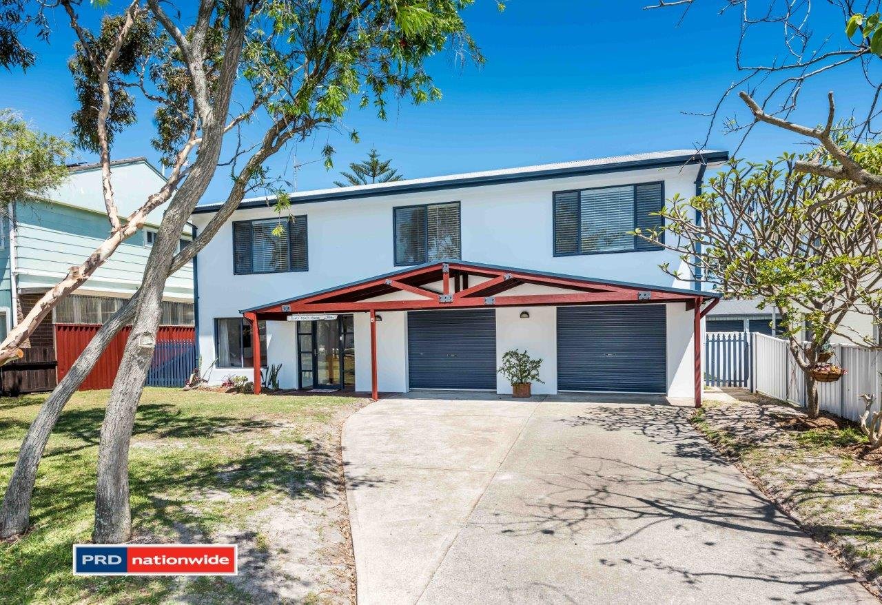 4 Richardson Avenue BOAT HARBOUR 1