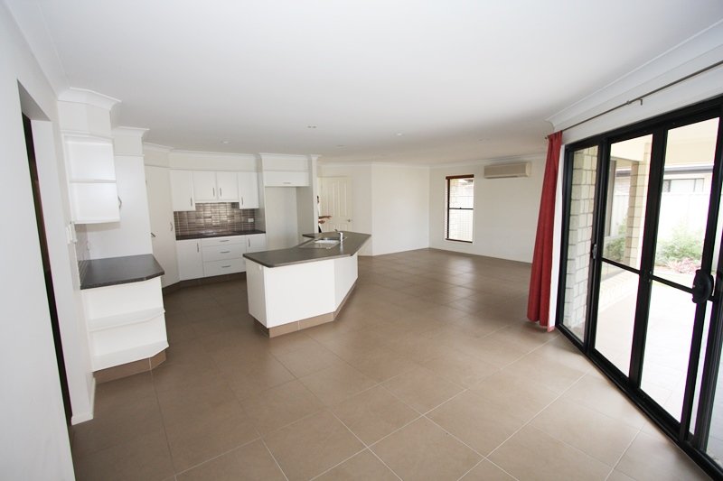 4 Rimu Place MOLENDINAR 5