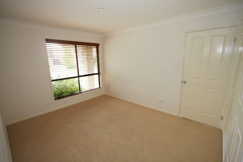 4 Rimu Place MOLENDINAR 8