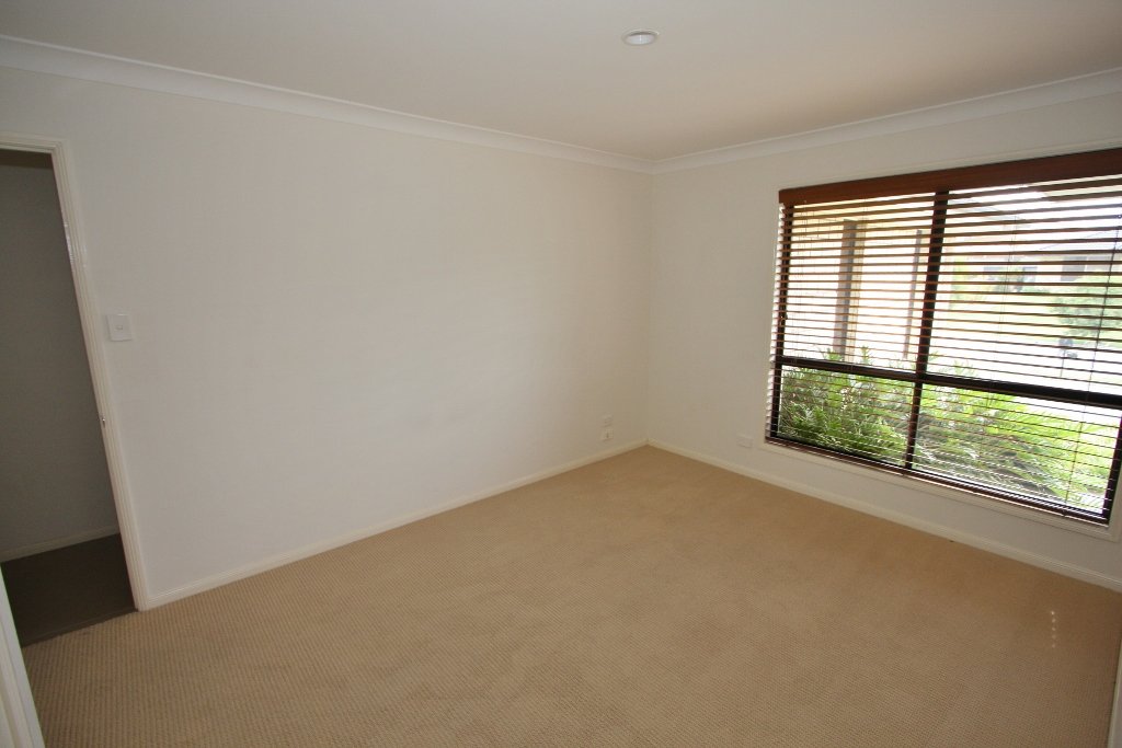 4 Rimu Place MOLENDINAR 9