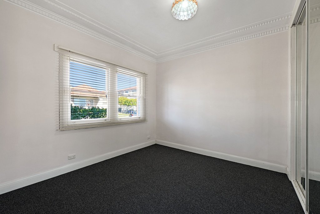4 Rita Street NARWEE 7