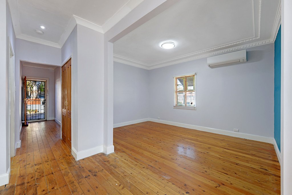 4 Rita Street NARWEE 8
